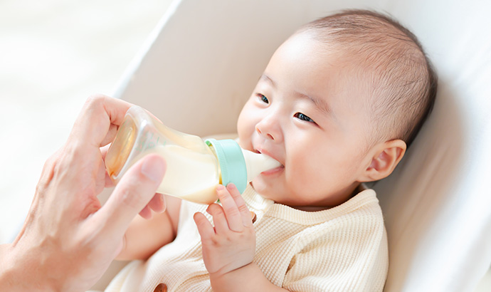 赤ちゃんの水分補給について