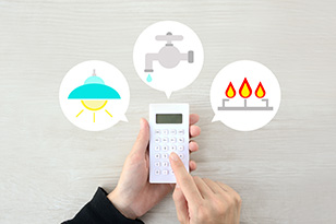 一人暮らしの水道光熱費の平均額はいくら?節約する方法とは?